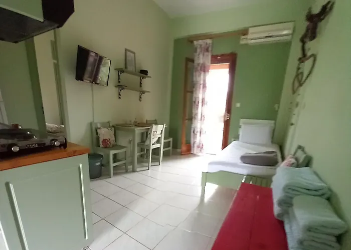 Ifigenia's Кардамили